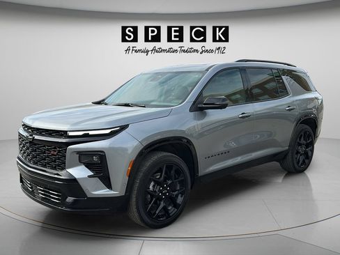 Used 2024 Chevrolet Traverse RS w/ LPO, Floor Liner Package AWD/4WD image 1