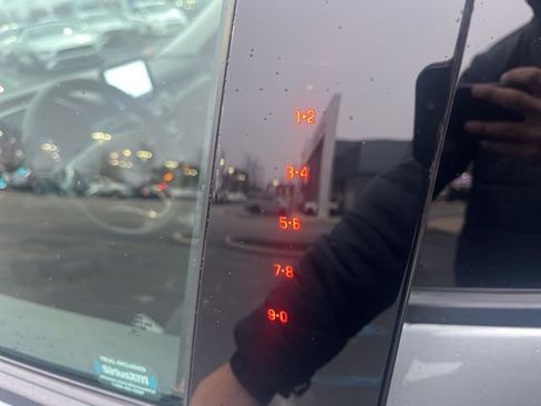 Certified 2022 Ford Escape SEL w/ SEL Stealth AWD Package image 21