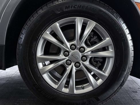 Used 2025 Cadillac XT5 Luxury w/ LPO, Floor Liner Package FWD image 27