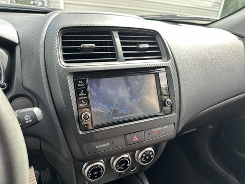 Used 2024 Mitsubishi Outlander Sport ES AWD/4WD image 22