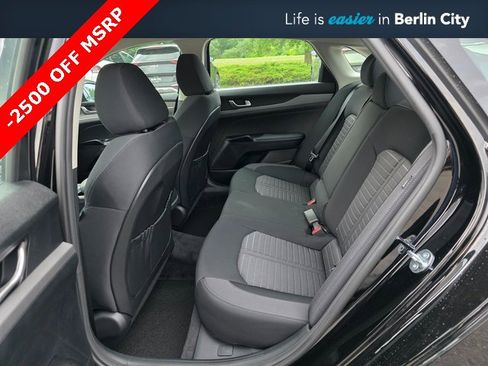 New 2025 Kia K5 LXS image 16