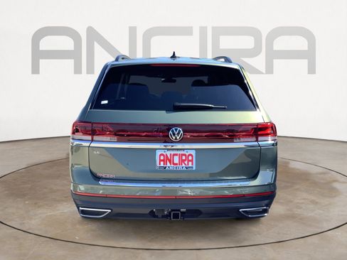 New 2026 Volkswagen Atlas SE FWD image 7