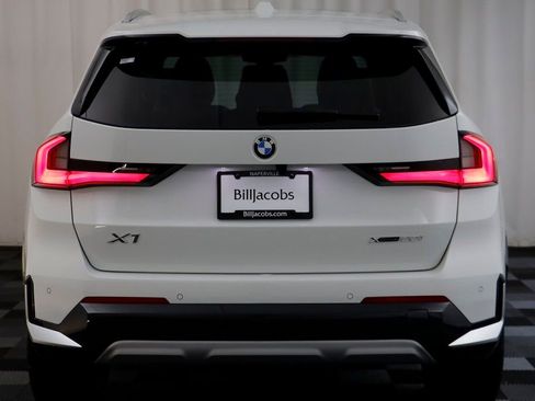New 2026 BMW X1 xDrive28i w/ Technology Package AWD/4WD image 14
