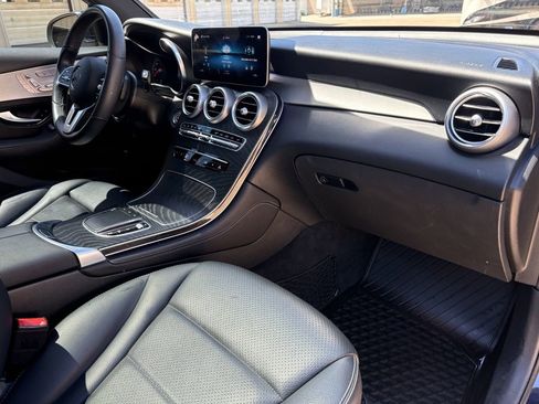 Used 2020 Mercedes-Benz GLC 300 image 29