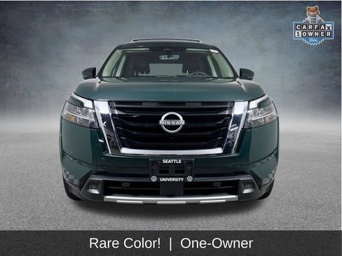 Used 2023 Nissan Pathfinder Platinum AWD/4WD image 2