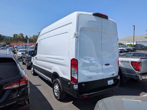 Used 2025 Ford Transit 250 148 High Roof AWD w/ Load Area Protection Package image 3