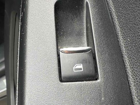 Used 2023 Ford Escape Platinum AWD/4WD image 30