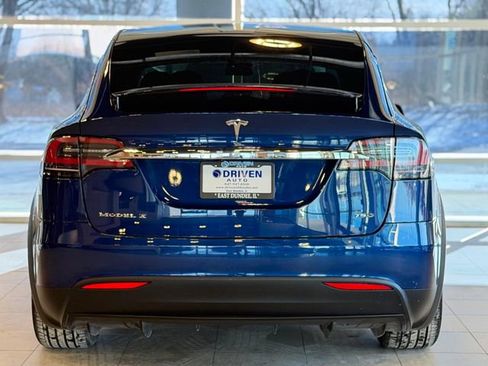 Used 2017 Tesla Model X 75D image 11