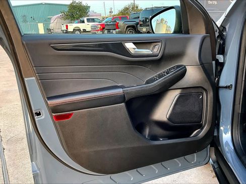 Certified 2023 Ford Escape ST-Line w/ Tech Pack #1 image 22