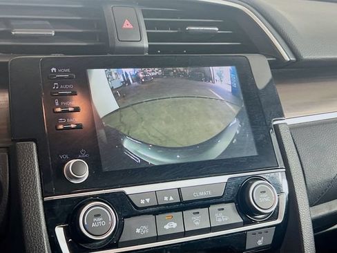 Used 2020 Honda Civic EX image 12