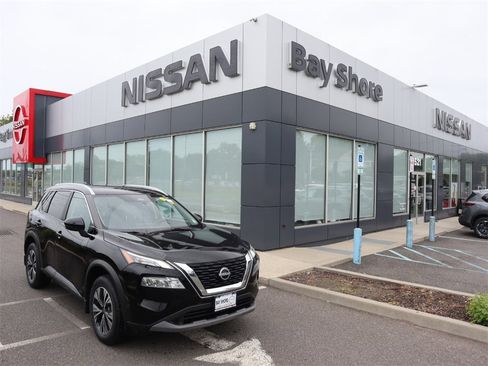 Certified 2022 Nissan Rogue SV w/ SV Premium Package image 1