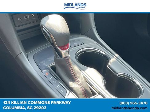 Used 2024 Chevrolet Equinox RS FWD image 30