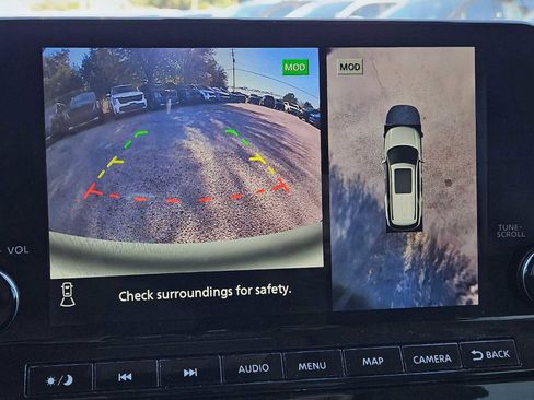 Used 2022 Nissan Pathfinder SL image 31