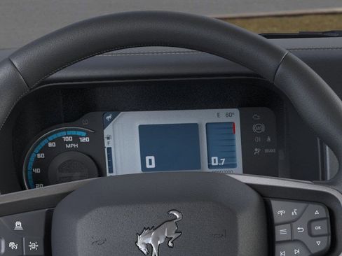 New 2025 Ford Bronco Badlands image 13
