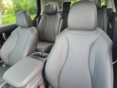 New 2026 Kia Carnival SX Prestige FWD image 23