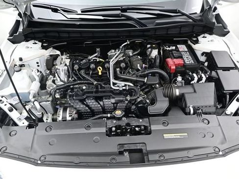 Used 2025 Nissan Altima 2.5 SR AWD/4WD image 17