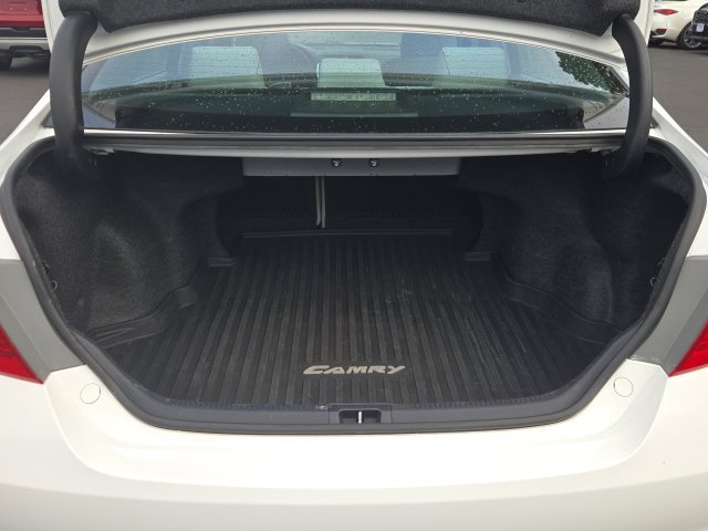 Used 2015 Toyota Camry LE FWD image 17