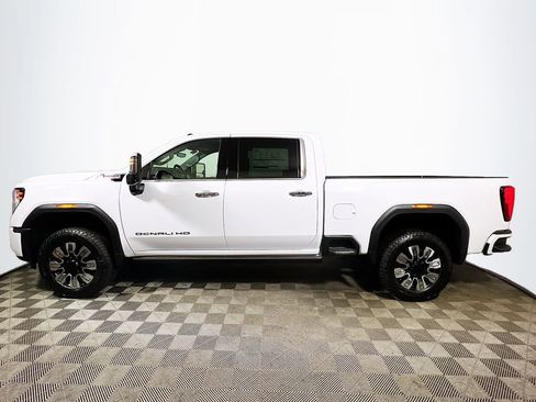 New 2026 GMC Sierra 2500 Denali w/ Denali Reserve Package image 4