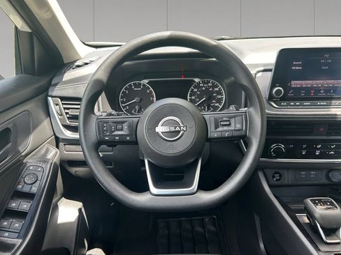 Used 2024 Nissan Rogue S AWD/4WD image 13