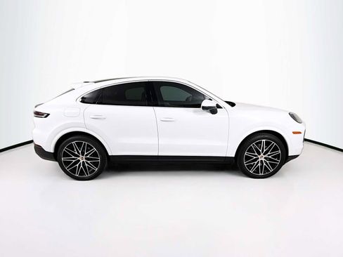 Certified 2026 Porsche Cayenne Coupe AWD/4WD image 8