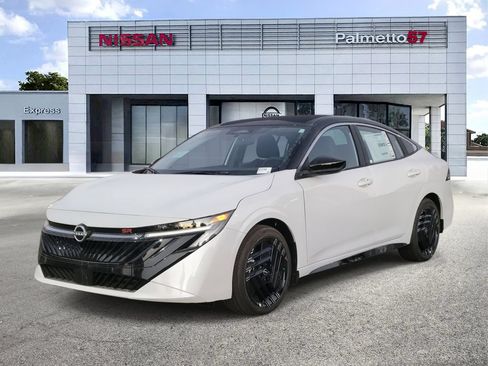 New 2026 Nissan Sentra SR w/ Floor Mat Package FWD image 3