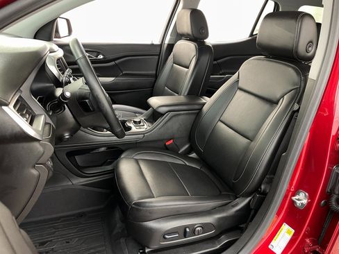 Used 2023 GMC Acadia SLT w/ Preferred Package image 26