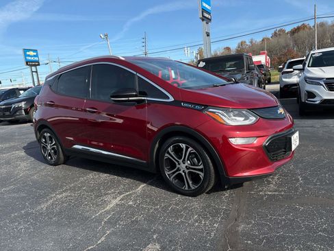 Used 2018 Chevrolet Bolt Premier w/ Driver Confidence II Package image 6