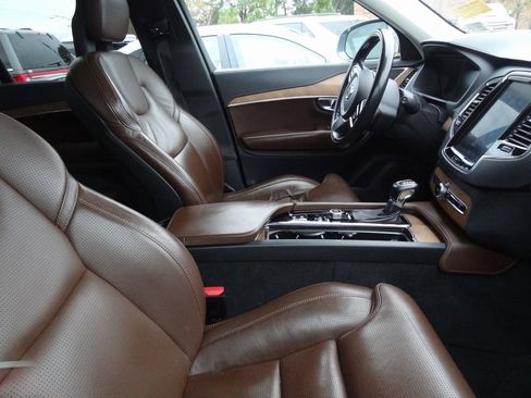 Used 2018 Volvo XC90 T6 Inscription w/ Convenience Package image 8