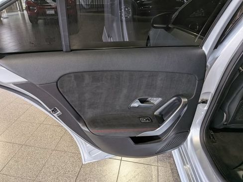 Used 2022 Mercedes-Benz A 220 4MATIC image 19