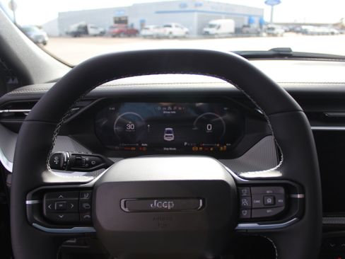 New 2026 Jeep Cherokee Limited AWD/4WD image 8