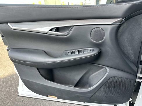 Used 2023 INFINITI QX50 Pure AWD/4WD image 24