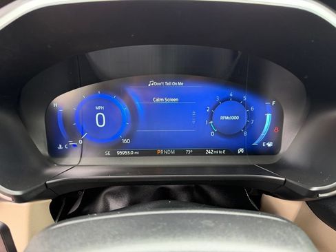 Used 2020 Ford Escape Titanium AWD/4WD image 24