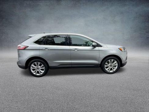 Used 2024 Ford Edge Titanium image 27