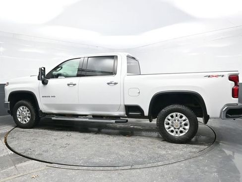 Used 2024 Chevrolet Silverado 2500 LTZ image 4