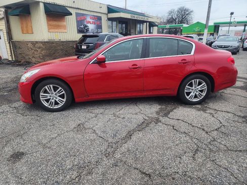 Used 2013 INFINITI G37 x Sedan w/ Premium Pkg AWD/4WD image 4