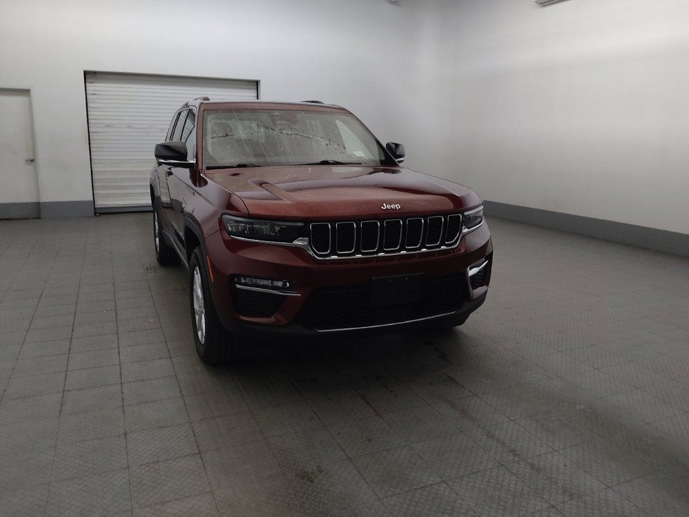 Used 2023 Jeep Grand Cherokee Limited AWD/4WD image 14