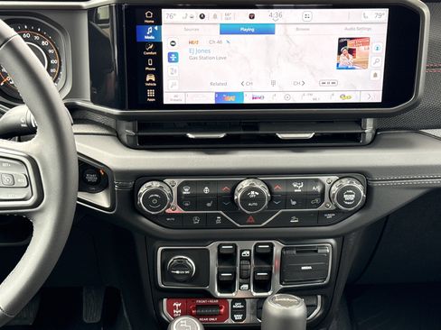 New 2026 Jeep Gladiator Rubicon image 24