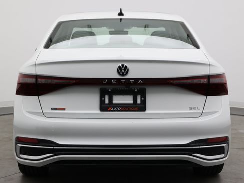 Used 2026 Volkswagen Jetta SEL FWD image 7