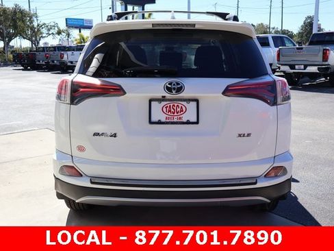 Used 2018 Toyota RAV4 XLE image 6