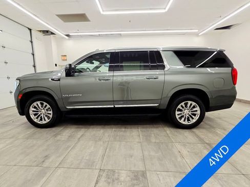 Used 2023 GMC Yukon XL SLT w/ SLT Premium Package AWD/4WD image 2