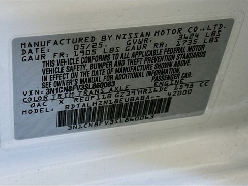 Used 2025 Nissan Versa SR w/ Trunk Package image 12