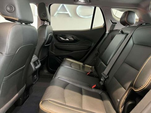 Used 2022 GMC Terrain AT4 w/ Infotainment Package II image 12