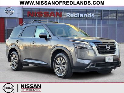 New 2025 Nissan Pathfinder SV