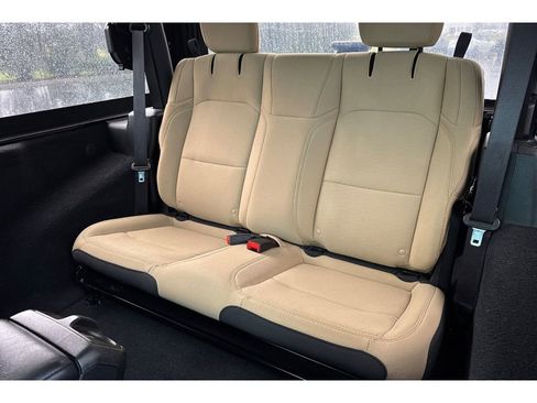 Used 2020 Jeep Wrangler Sport image 11