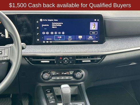 New 2026 Nissan Kicks SV w/ SV Premium Package image 17