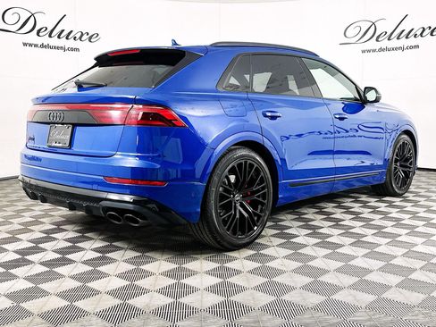 Used 2024 Audi SQ8 Premium Plus w/ S Sport Package image 6