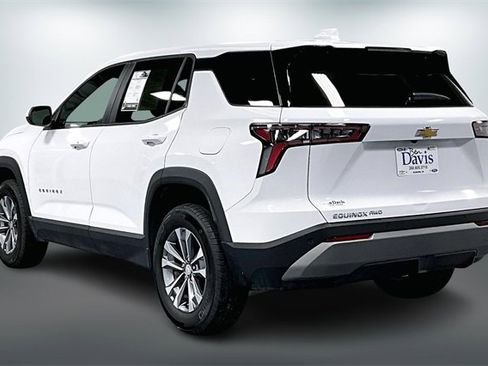 Used 2025 Chevrolet Equinox LT image 5