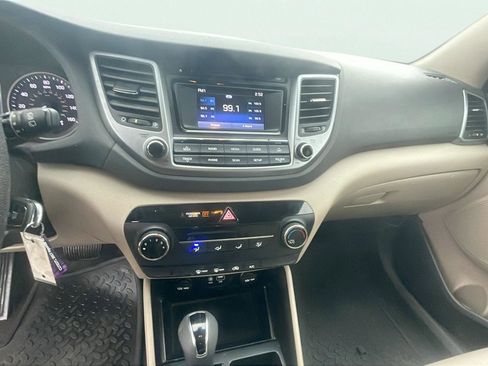 Used 2017 Hyundai Tucson Eco w/ Cargo Package image 10