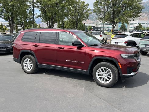 Used 2024 Jeep Grand Cherokee L Laredo w/ Luxury Tech Group I AWD/4WD image 5