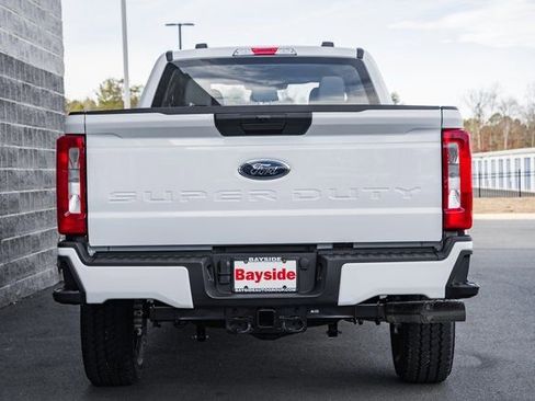 New 2026 Ford F250 Platinum AWD/4WD image 8